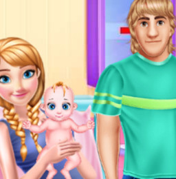 Hamile Anne ve Bebek Bakım Oyunu